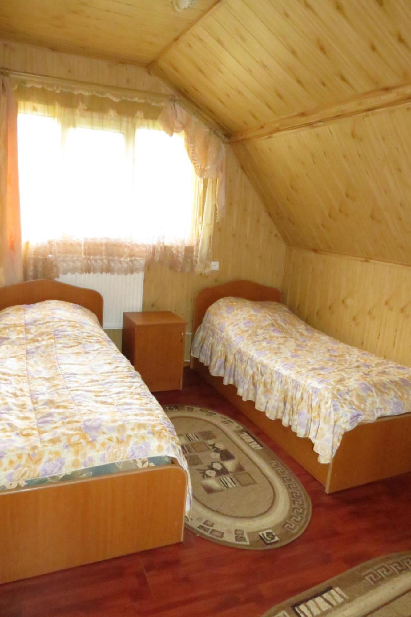 Bilyy Kamin Guest House Tatariv Szoba fotó