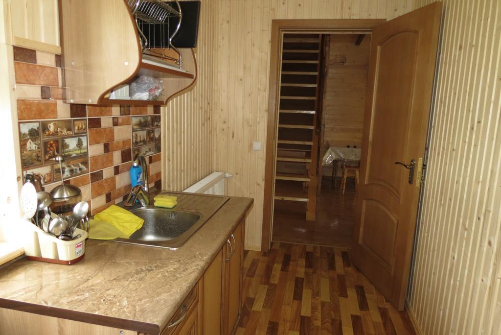 Bilyy Kamin Guest House Tatariv Szoba fotó