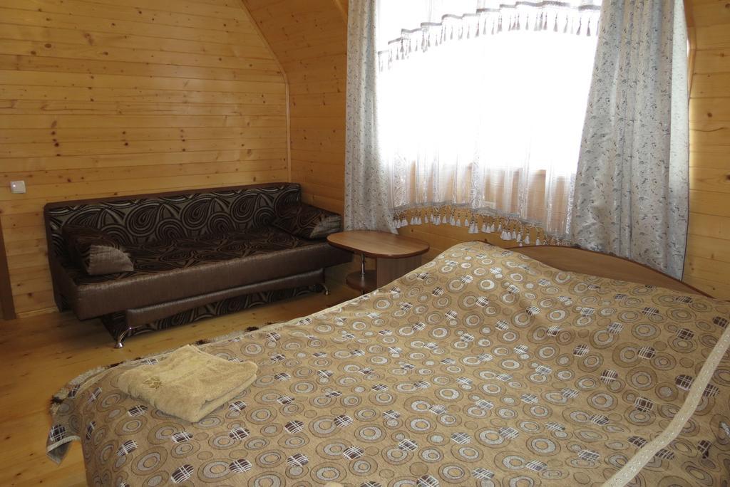 Bilyy Kamin Guest House Tatariv Kültér fotó