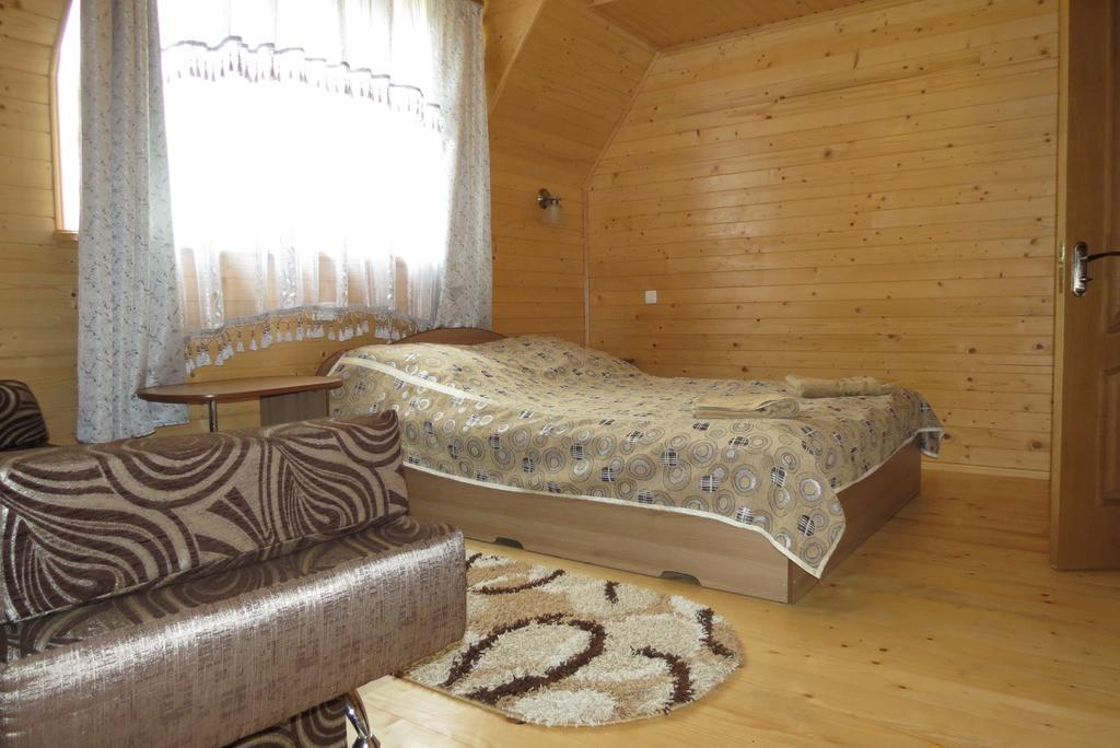 Bilyy Kamin Guest House Tatariv Kültér fotó