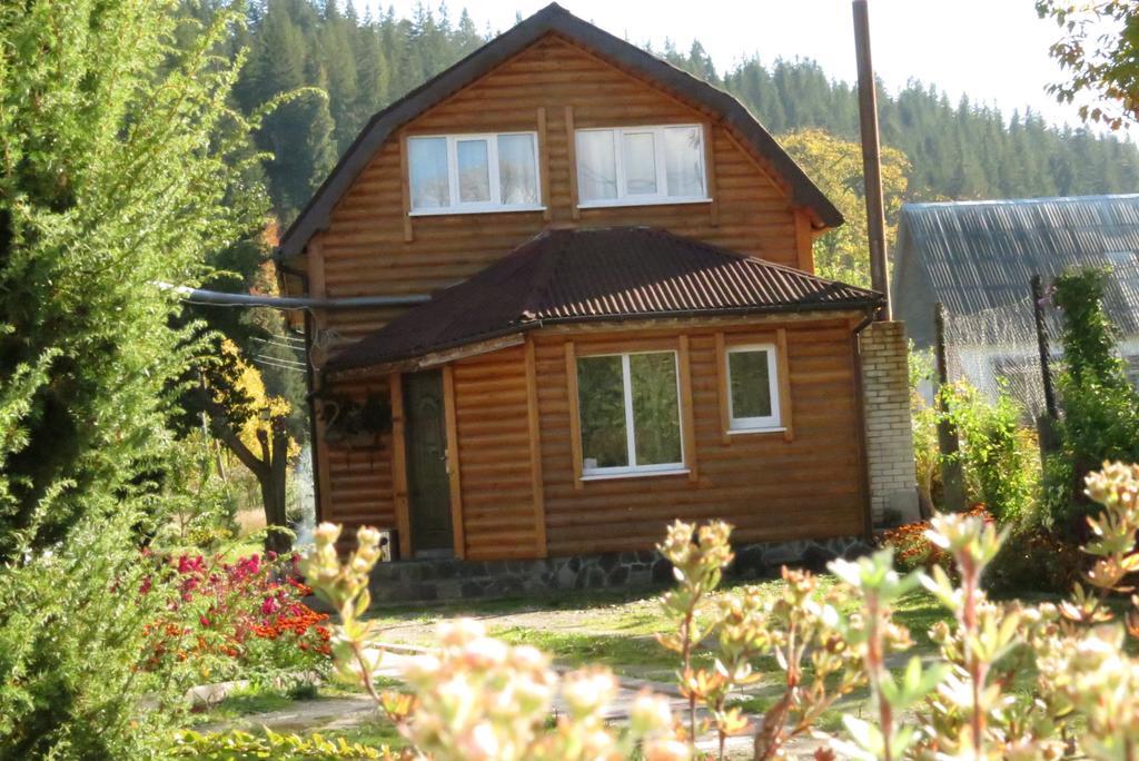 Bilyy Kamin Guest House Tatariv Szoba fotó