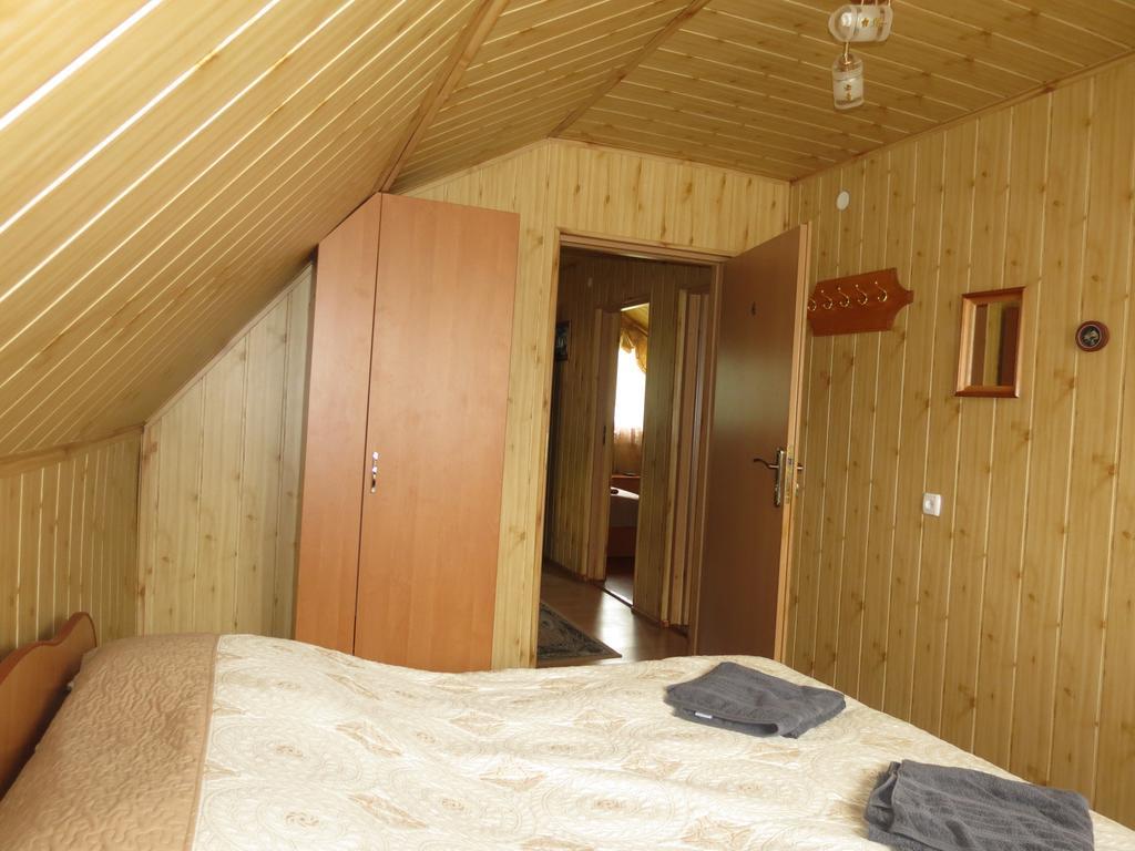 Bilyy Kamin Guest House Tatariv Kültér fotó