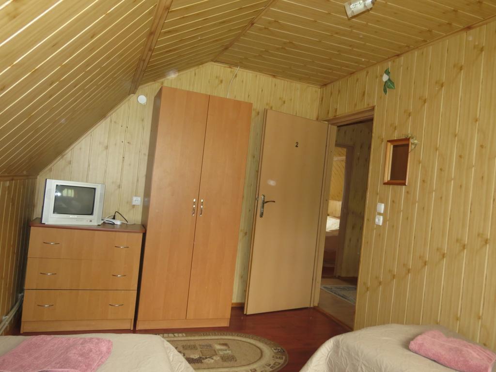 Bilyy Kamin Guest House Tatariv Kültér fotó