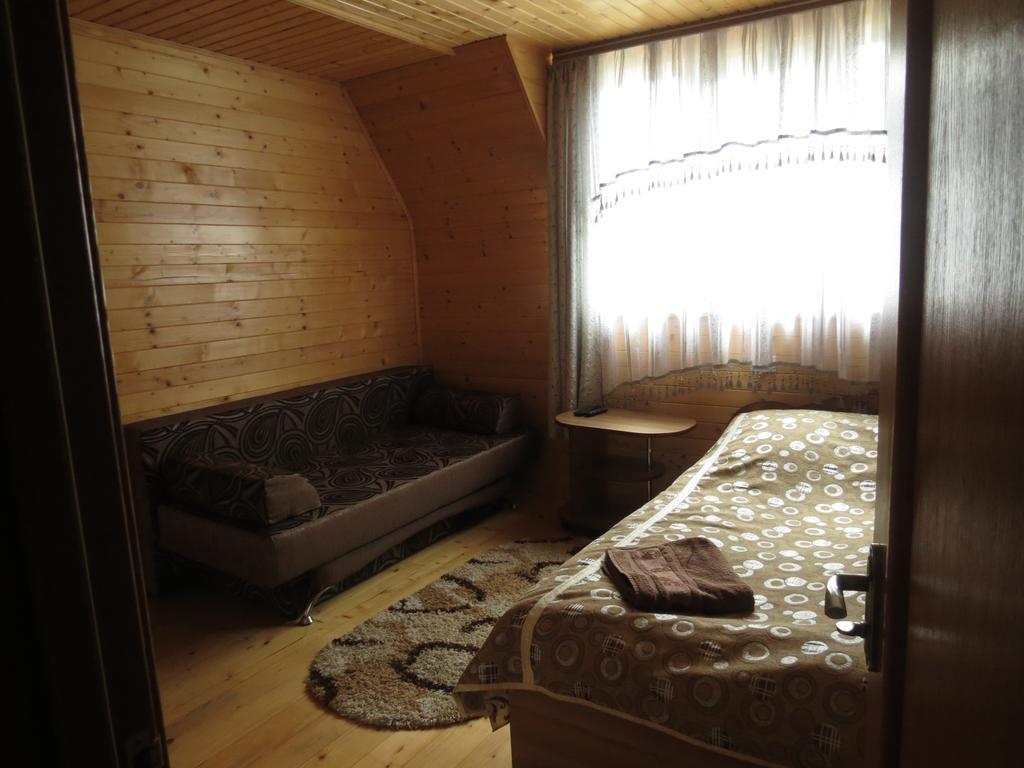 Bilyy Kamin Guest House Tatariv Kültér fotó